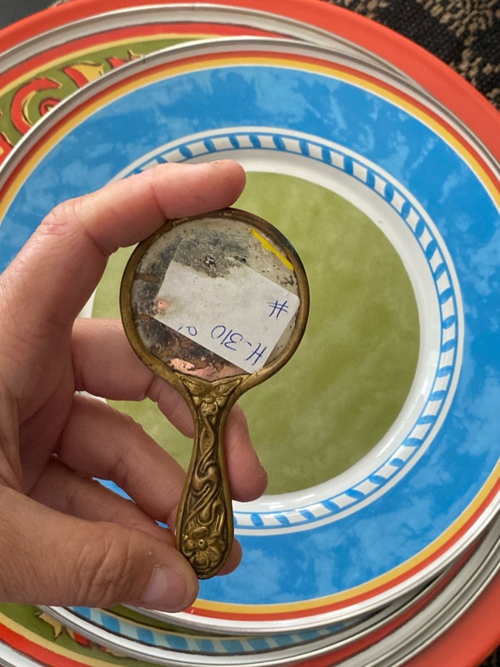 Vintage Ornate Metal Hand Mirror in Aged Brass Tone/ miniature!! - Picture 8 of 11